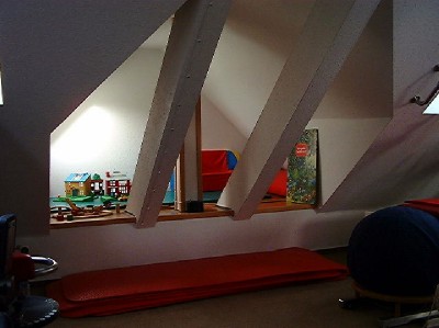 Foto: Kinder-Spielecke unter'm Dach